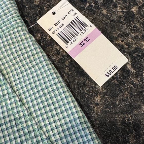 Izod NWT 32” green/blue check pattern. 10.5” length. - Picture 3 of 6